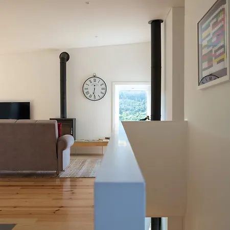 Haus In Soeiro Do Chao Mit Privatem Parkplatz By Interhome בית נופש