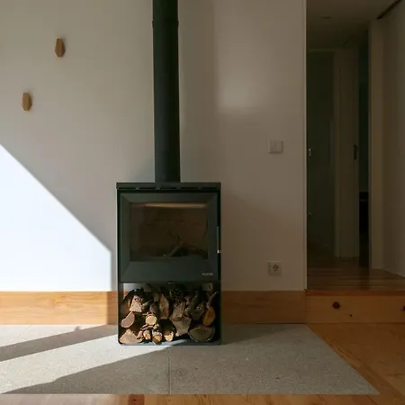 בית נופש Haus In Soeiro Do Chao Mit Privatem Parkplatz By Interhome *