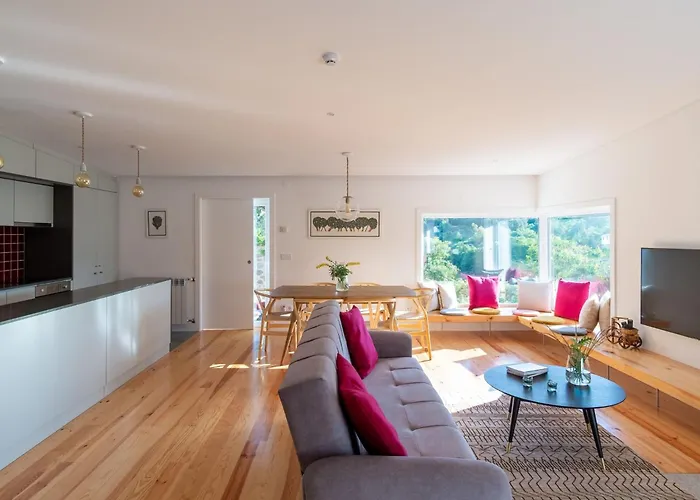 Haus In Soeiro Do Chao Mit Privatem Parkplatz By Interhome Semesterbostad