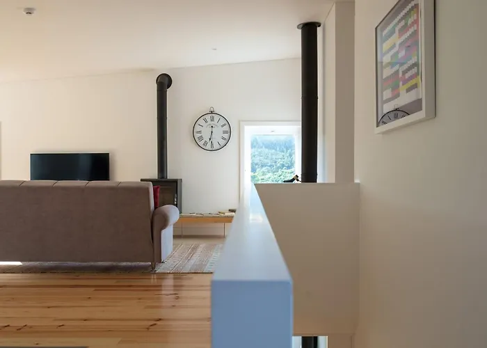 Haus In Soeiro Do Chao Mit Privatem Parkplatz By Interhome Semesterbostad